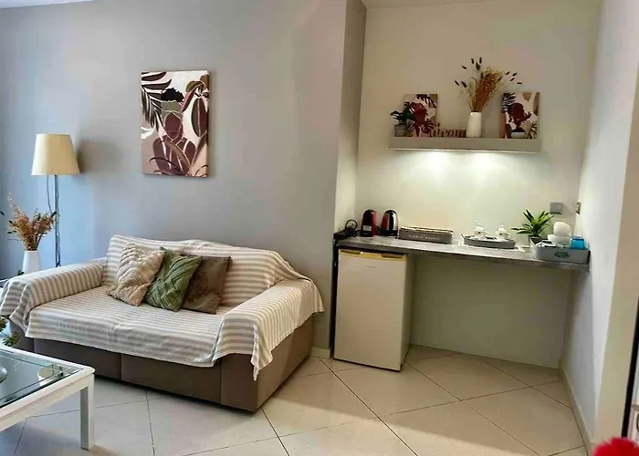 Piraeus Lux Secret