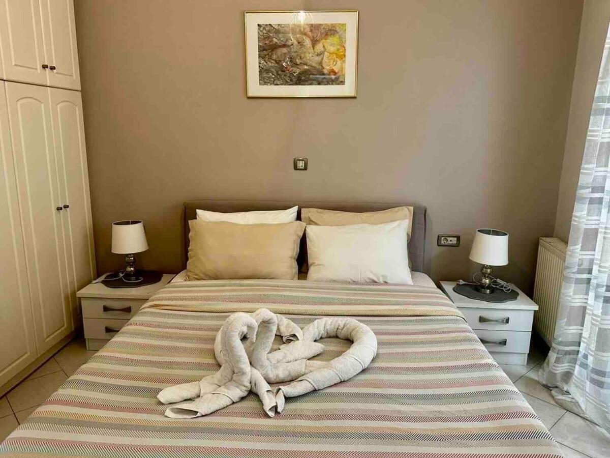 Lux Secret Apartment Piraeus